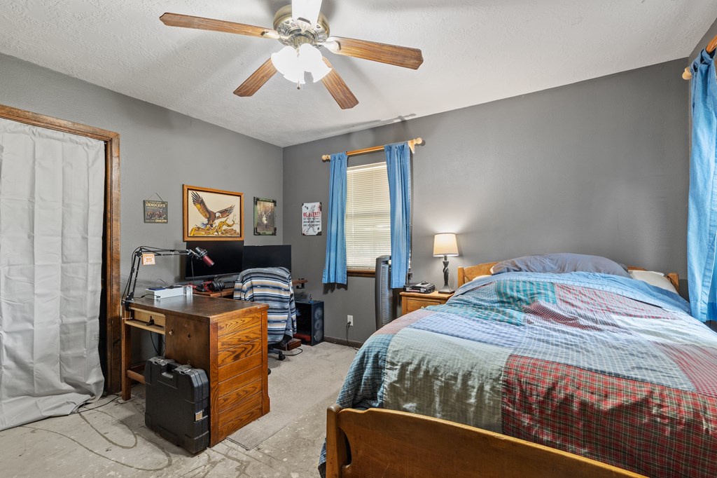 393 Marschall Creek Rd