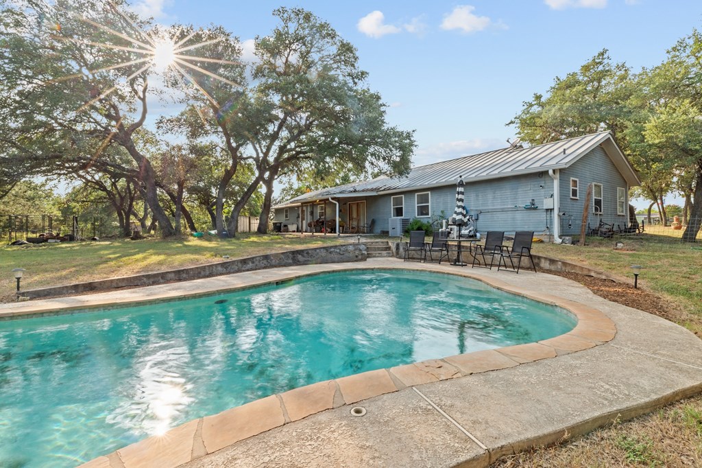 393 Marschall Creek Rd