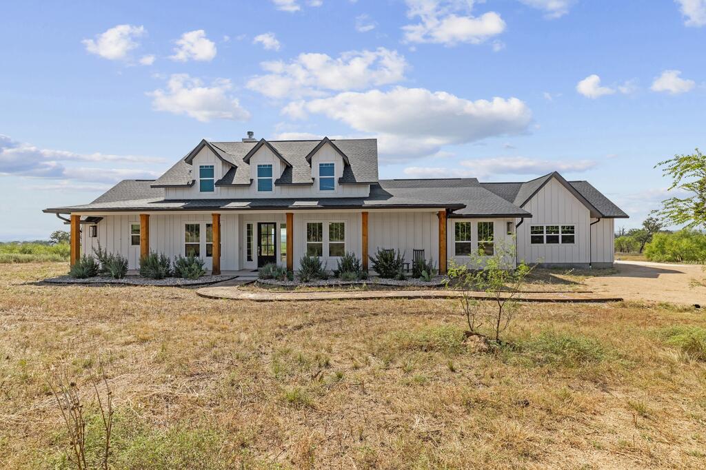 234 Far View Dr