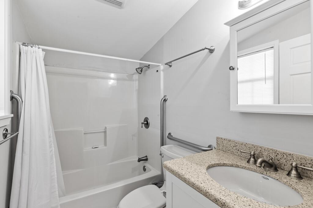 504 W Austin St
