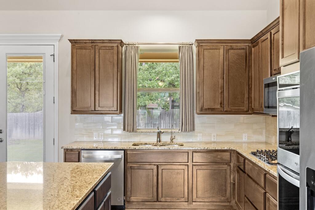 2145 Stone Meadow