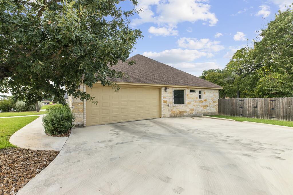 2145 Stone Meadow
