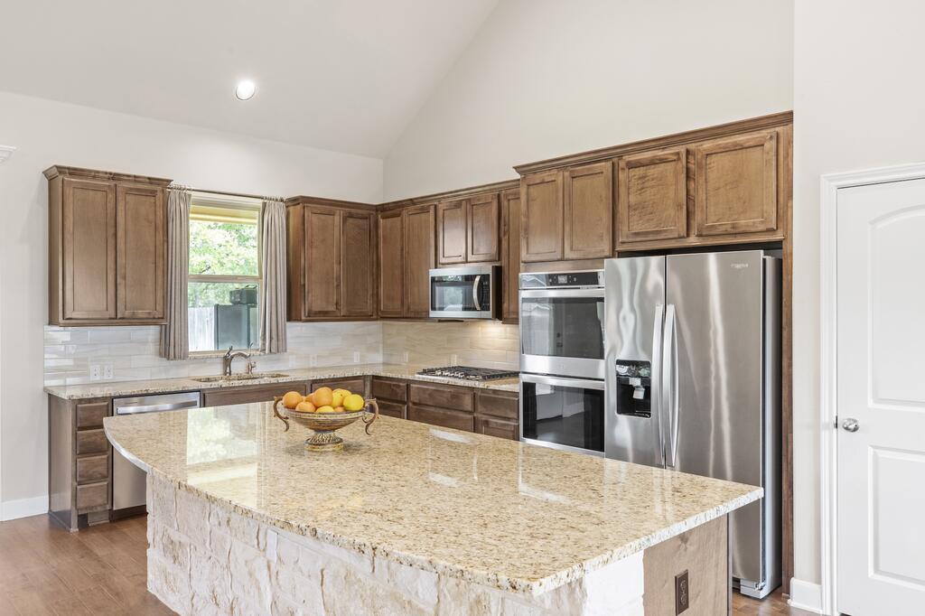 2145 Stone Meadow