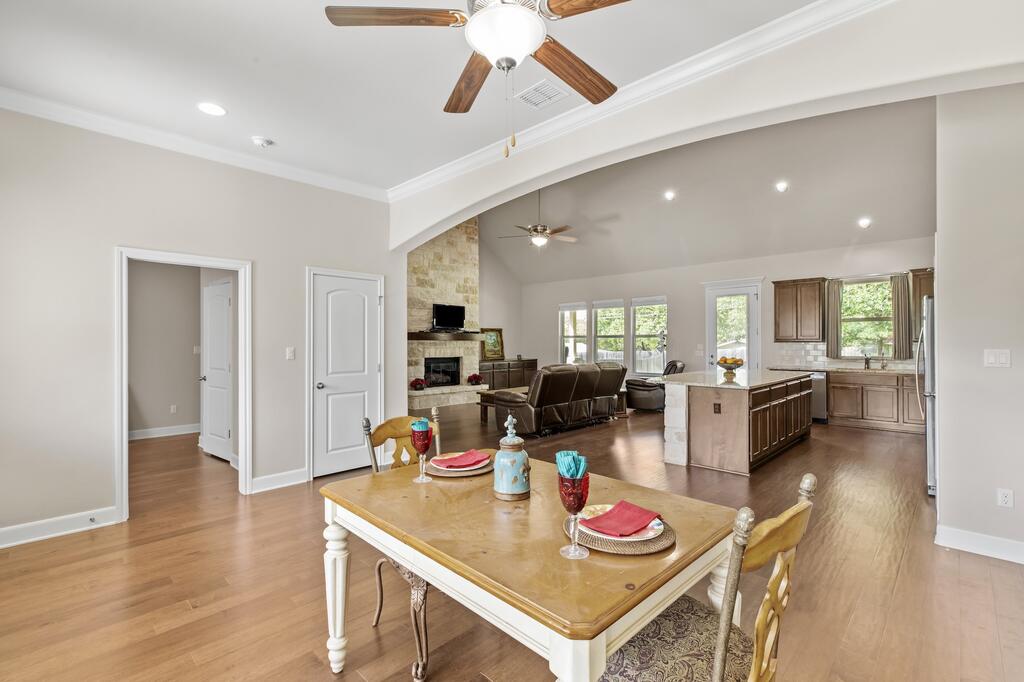 2145 Stone Meadow