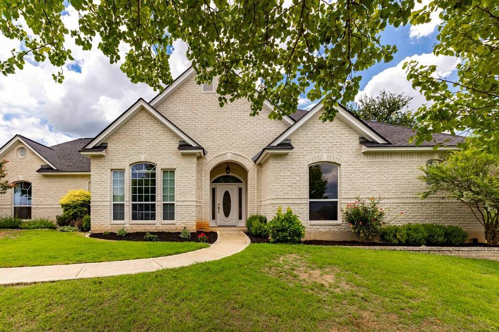 1107 Running Buck Lane