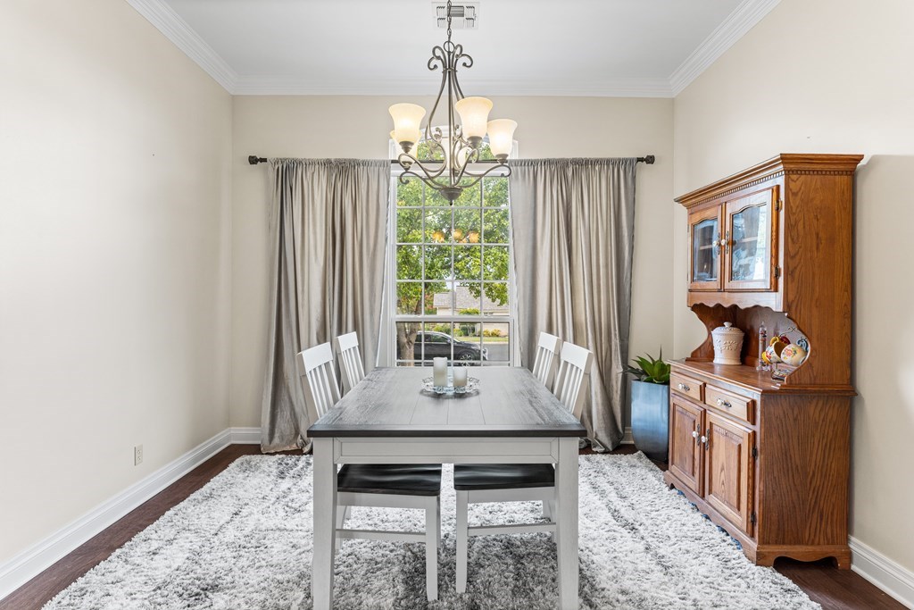1107 Running Buck Lane