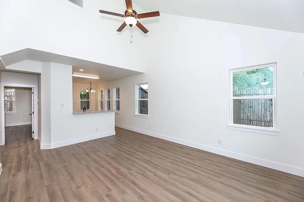 510 Mueller St # 22