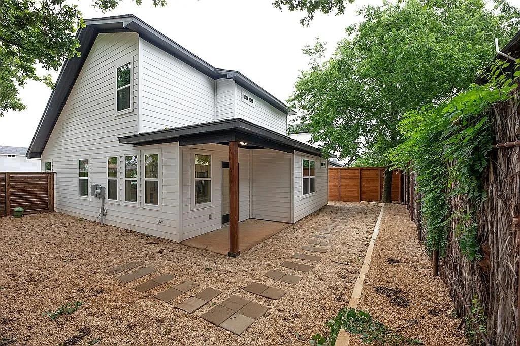 510 Mueller St # 22