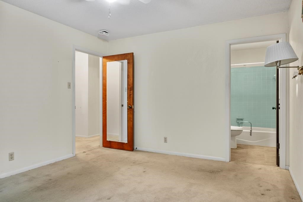 610 N Bowie
