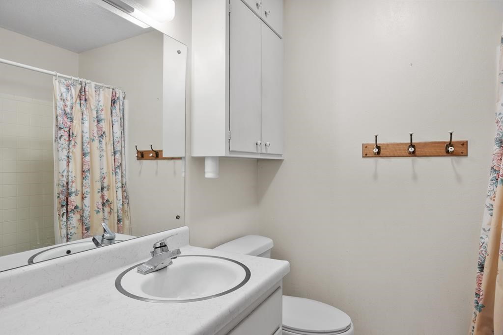 610 N Bowie