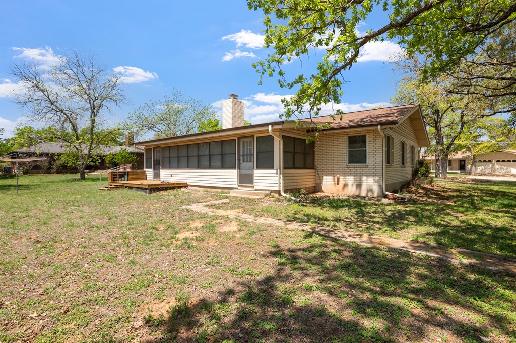 221 Timberidge Dr
