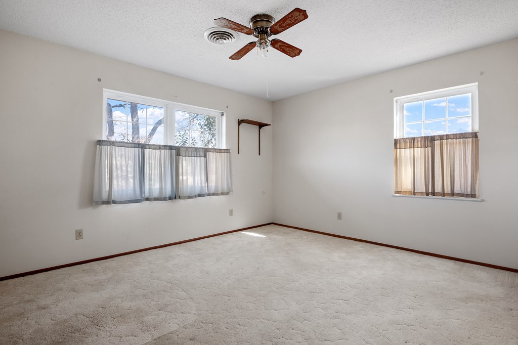 221 Timberidge Dr