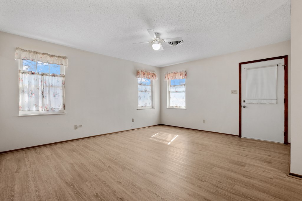 221 Timberidge Dr