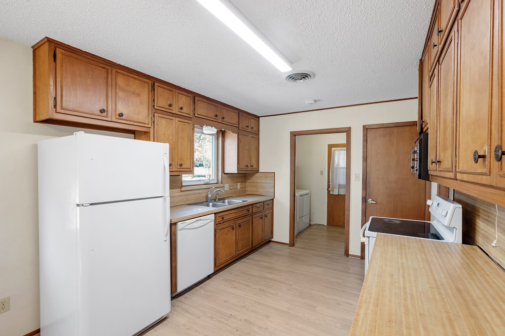 221 Timberidge Dr