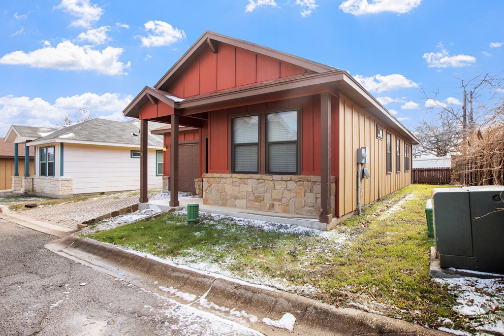 510 Mueller St # 1