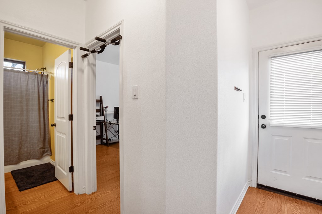 510 Mueller St # 1