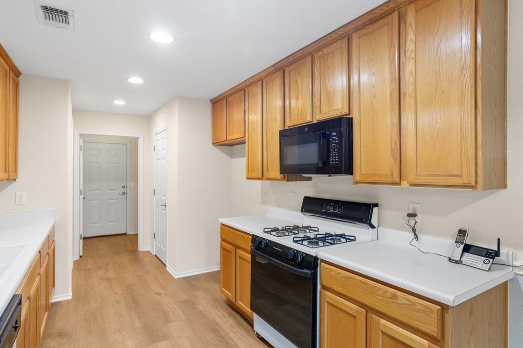 132 W Creekview Dr