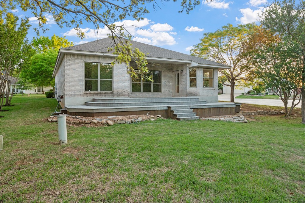 132 W Creekview Dr