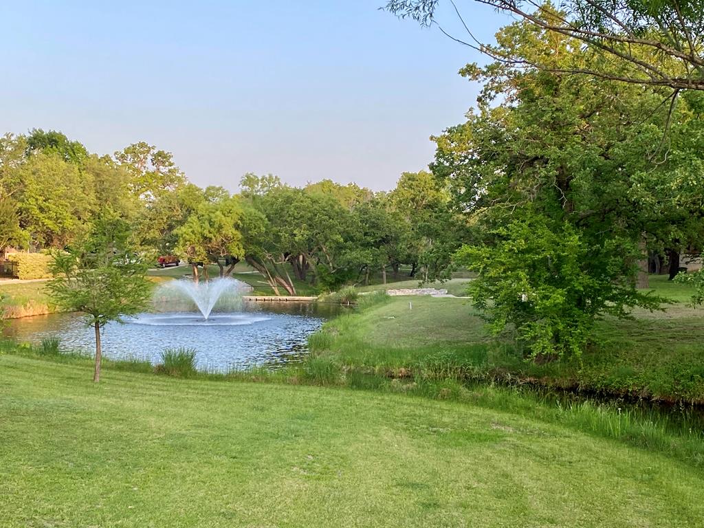 132 W Creekview Dr