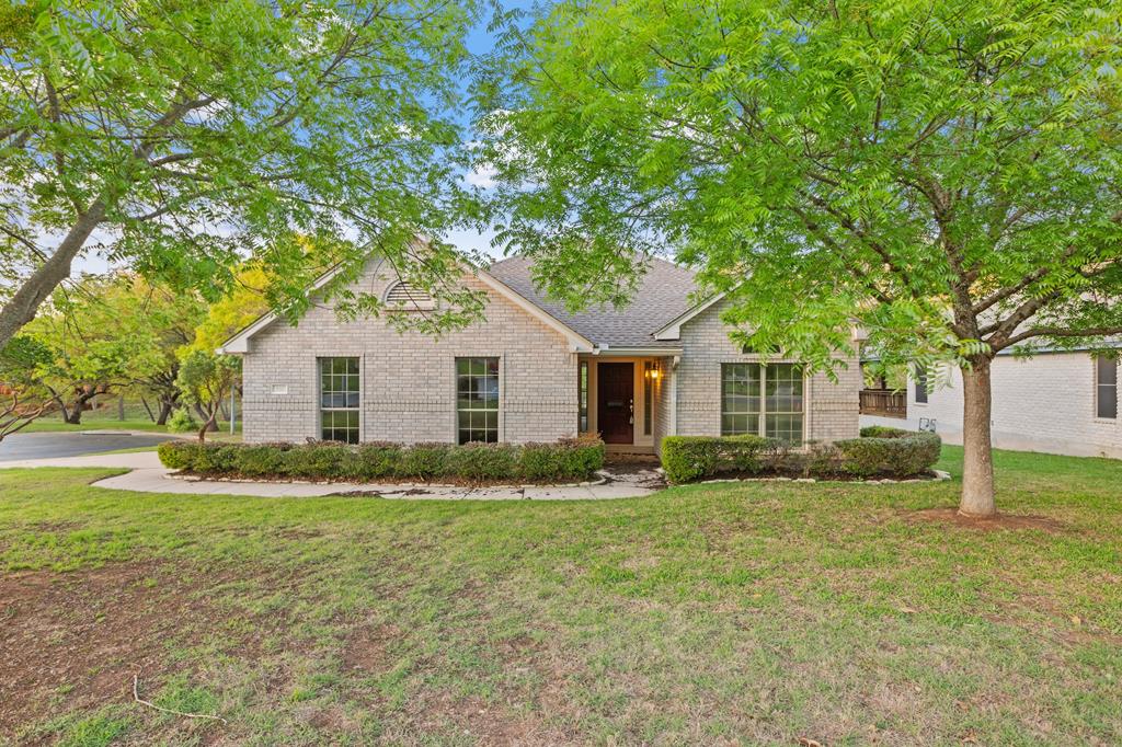 132 W Creekview Dr