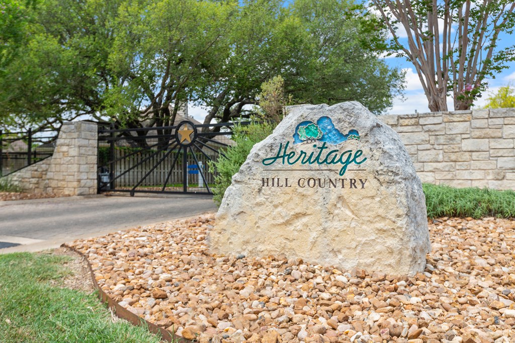 132 W Creekview Dr
