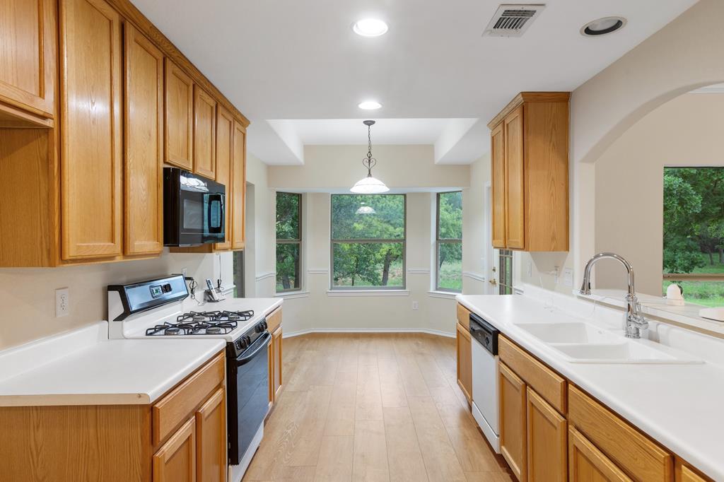132 W Creekview Dr