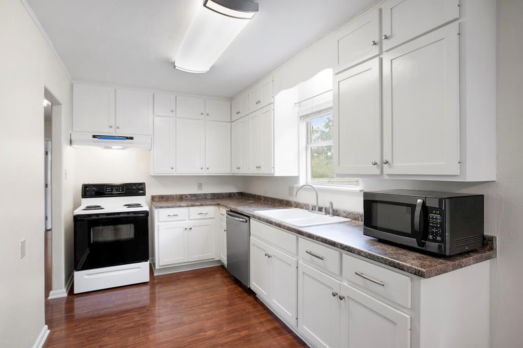 329 W Mulberry St