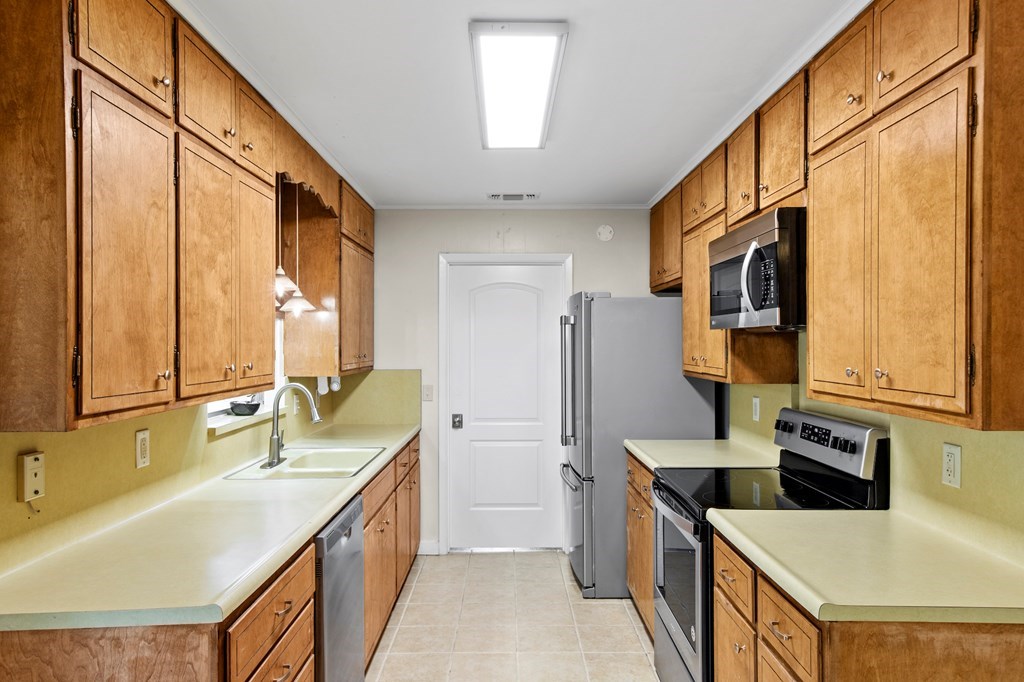604 N Bowie