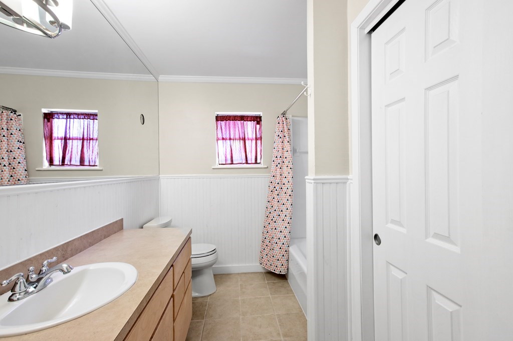 604 N Bowie