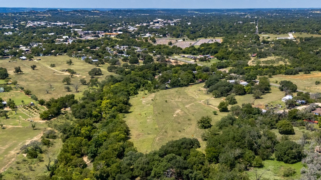 485 Ranch Rd 1631