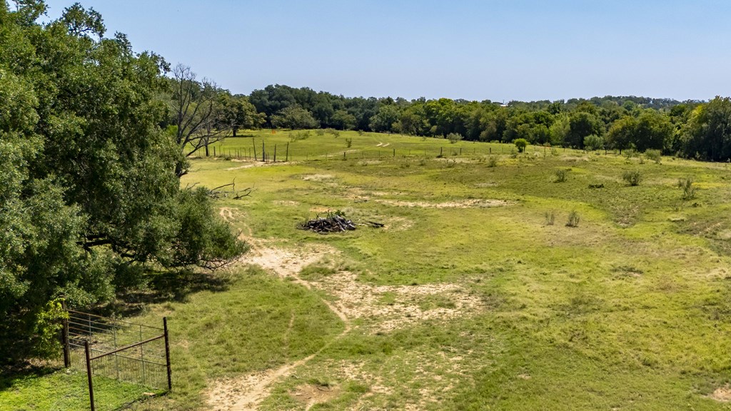 485 Ranch Rd 1631