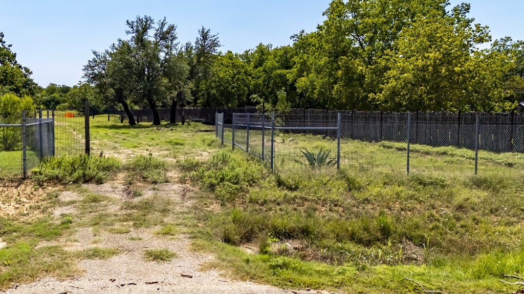 485 Ranch Rd 1631