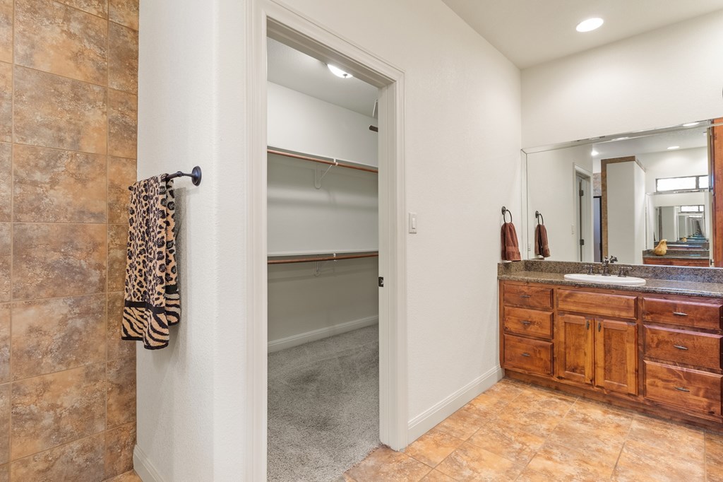 455 Summit Circle