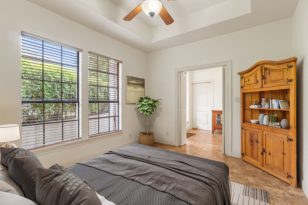 455 Summit Circle