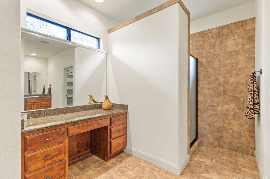 455 Summit Circle