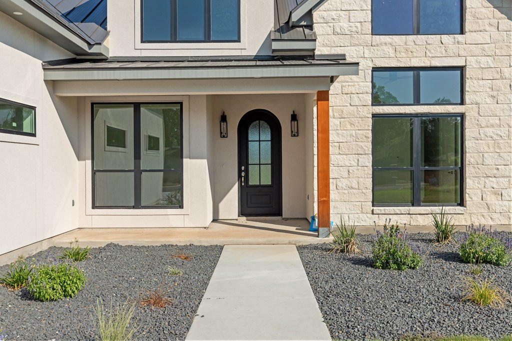 214 Woodcrest