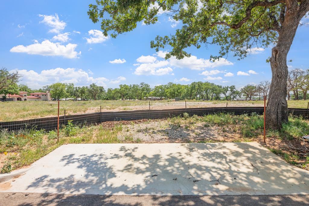 1005 W Travis St # 5
