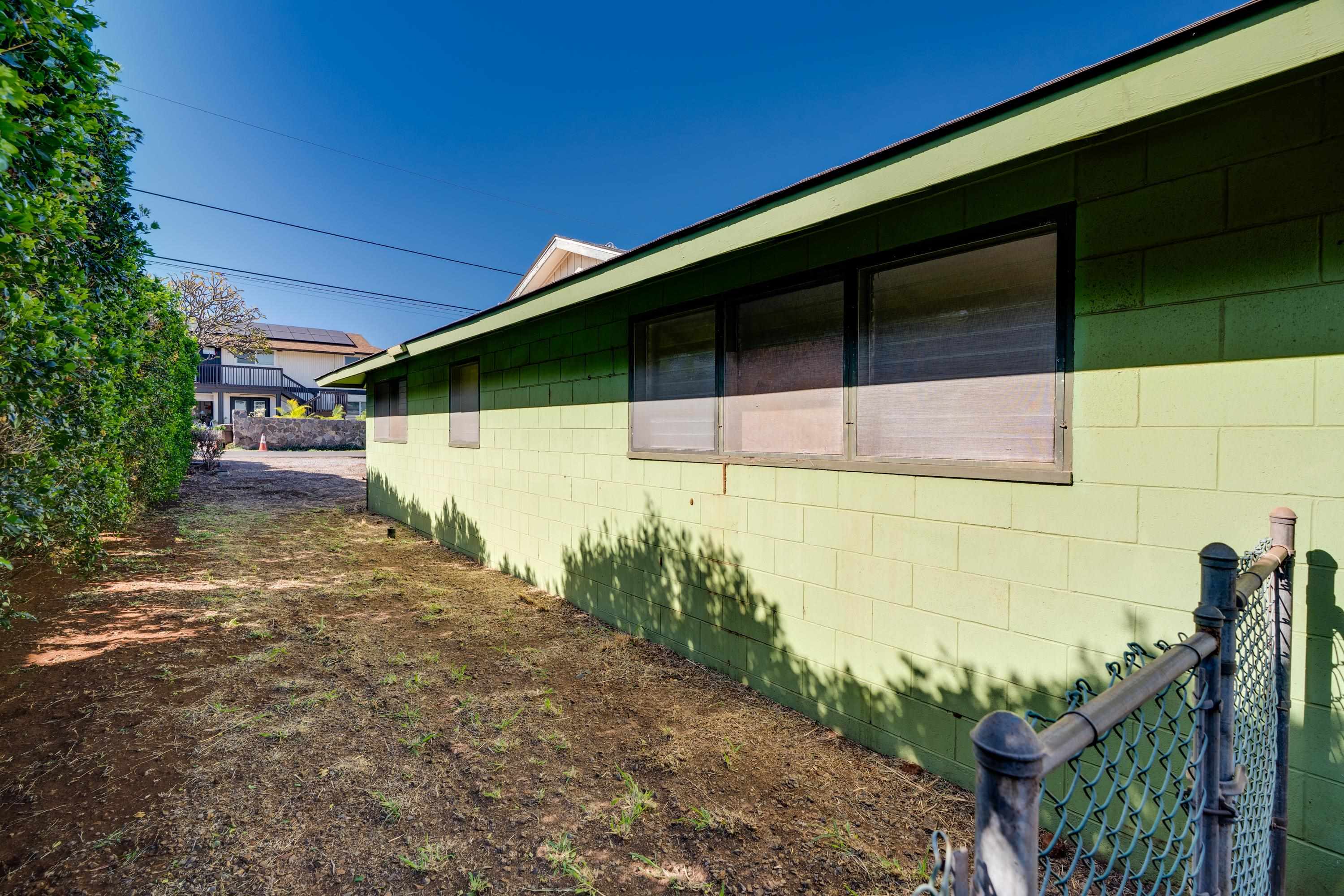 293 Manini Pl
