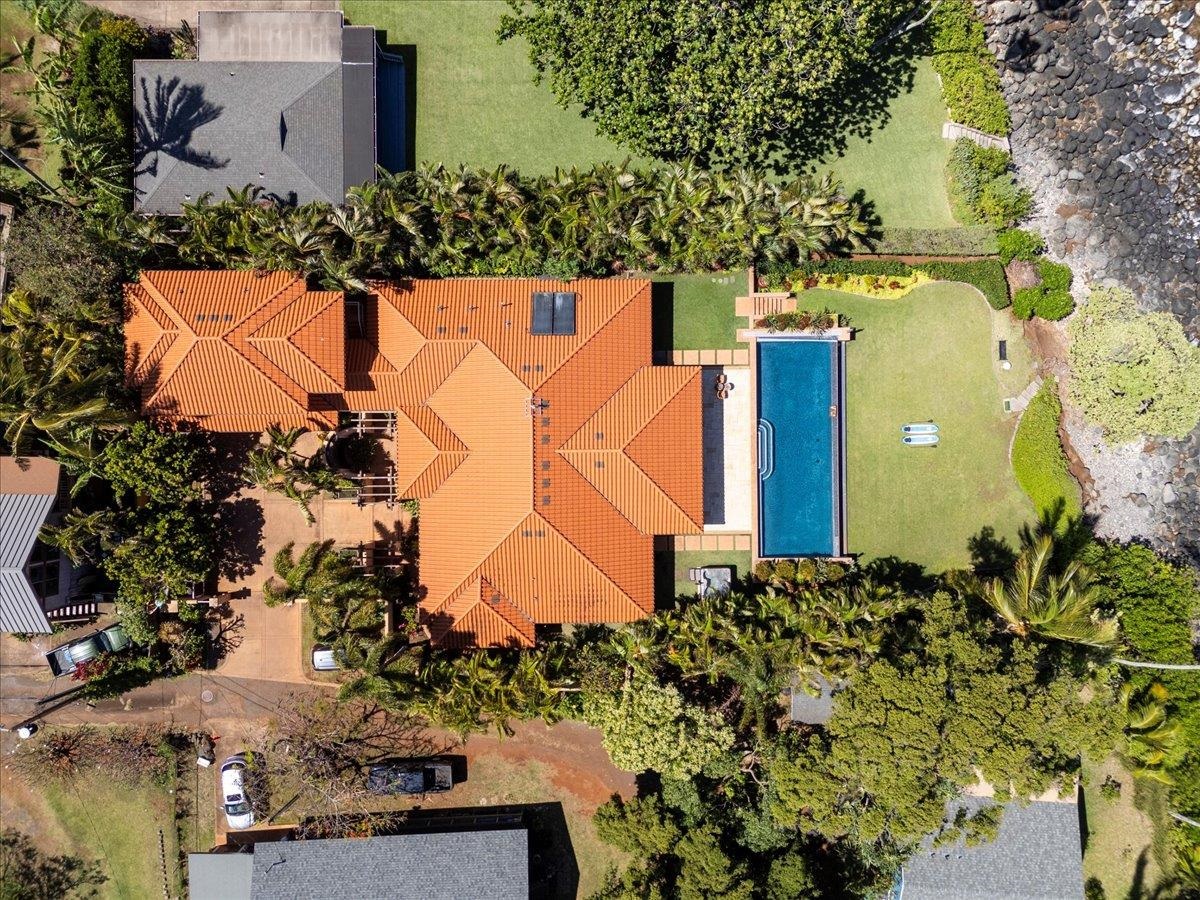21 Kaulua Pl