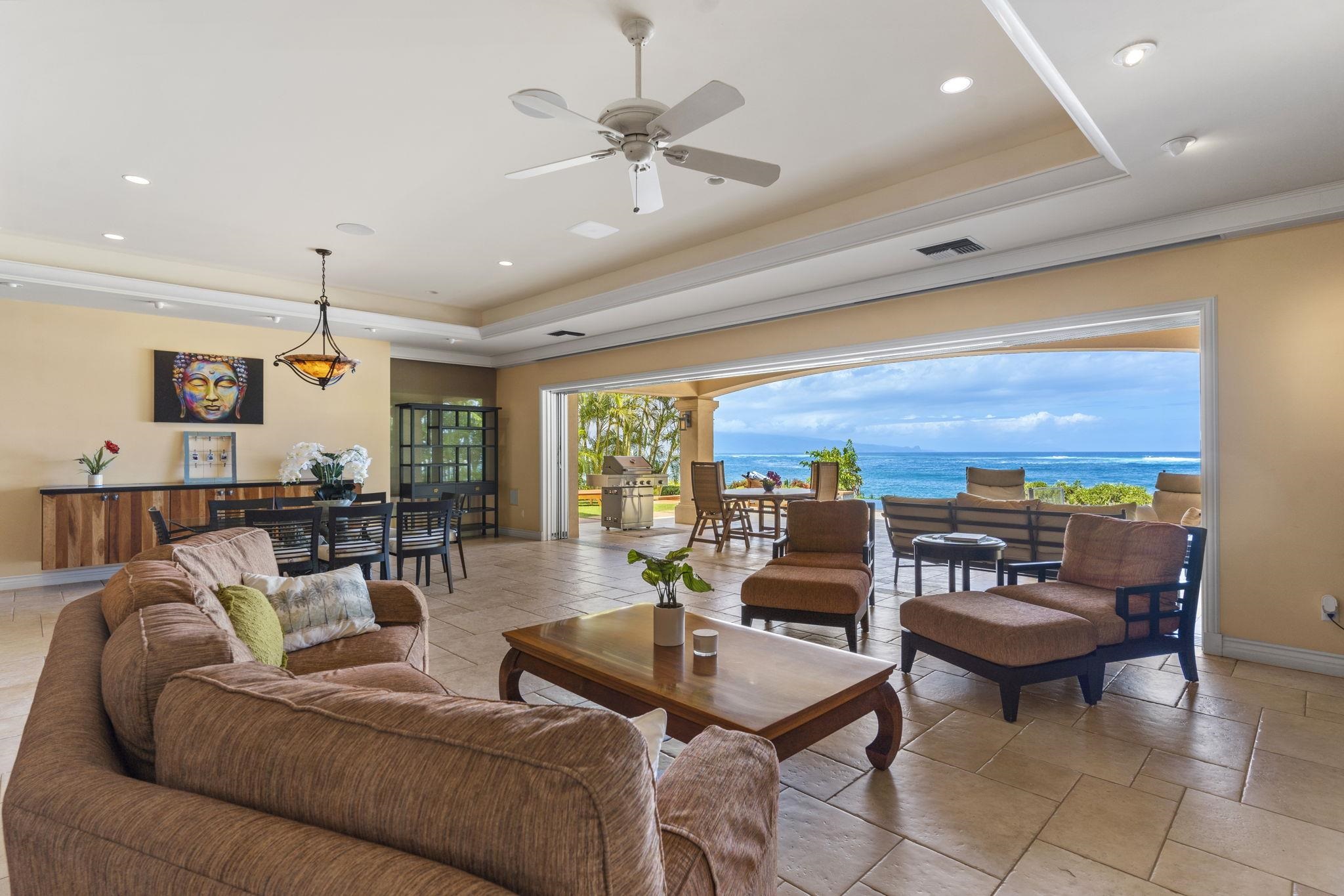 21 Kaulua Pl