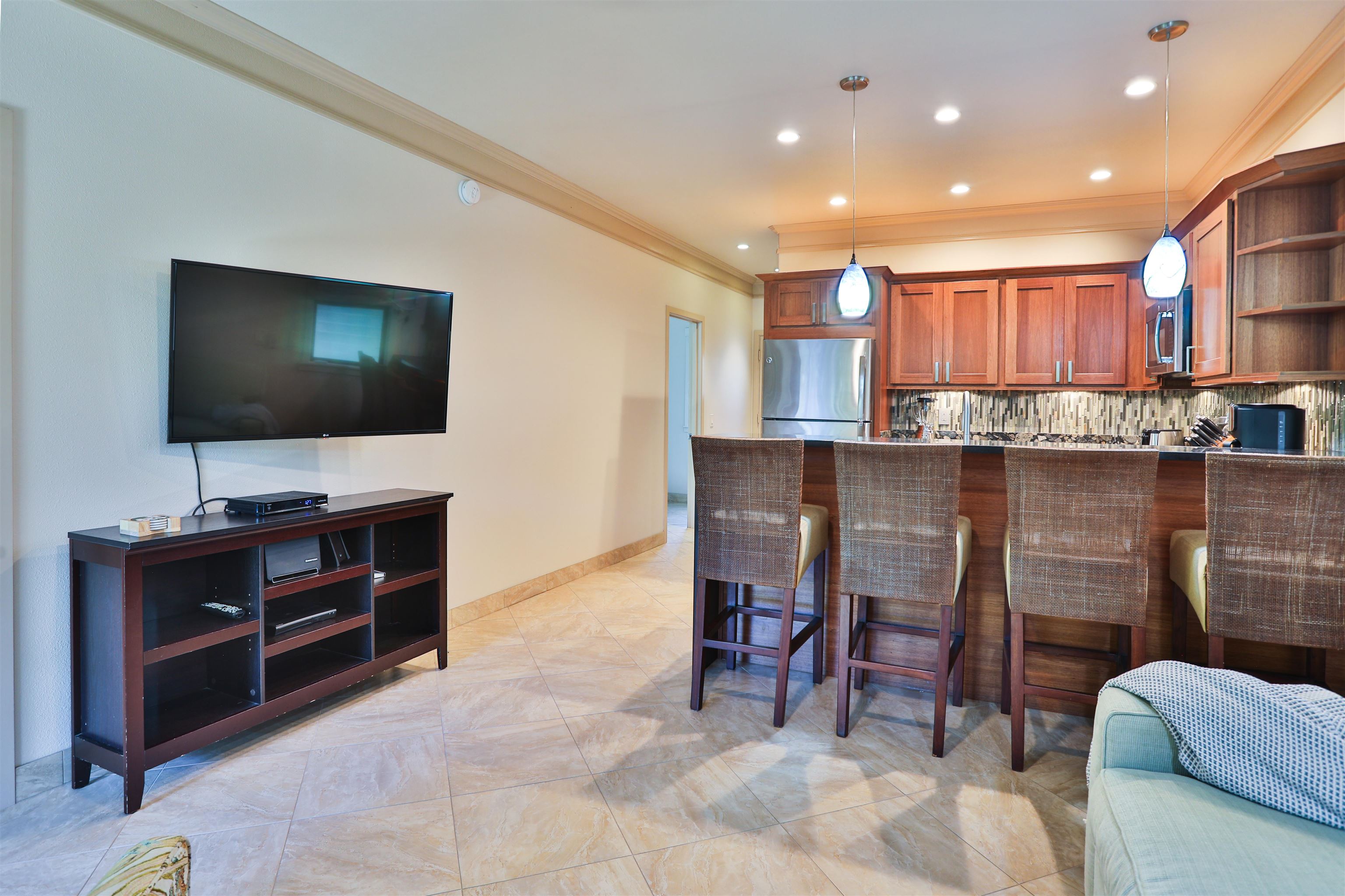 4440 Lower Honoapiilani Rd Unit: 137