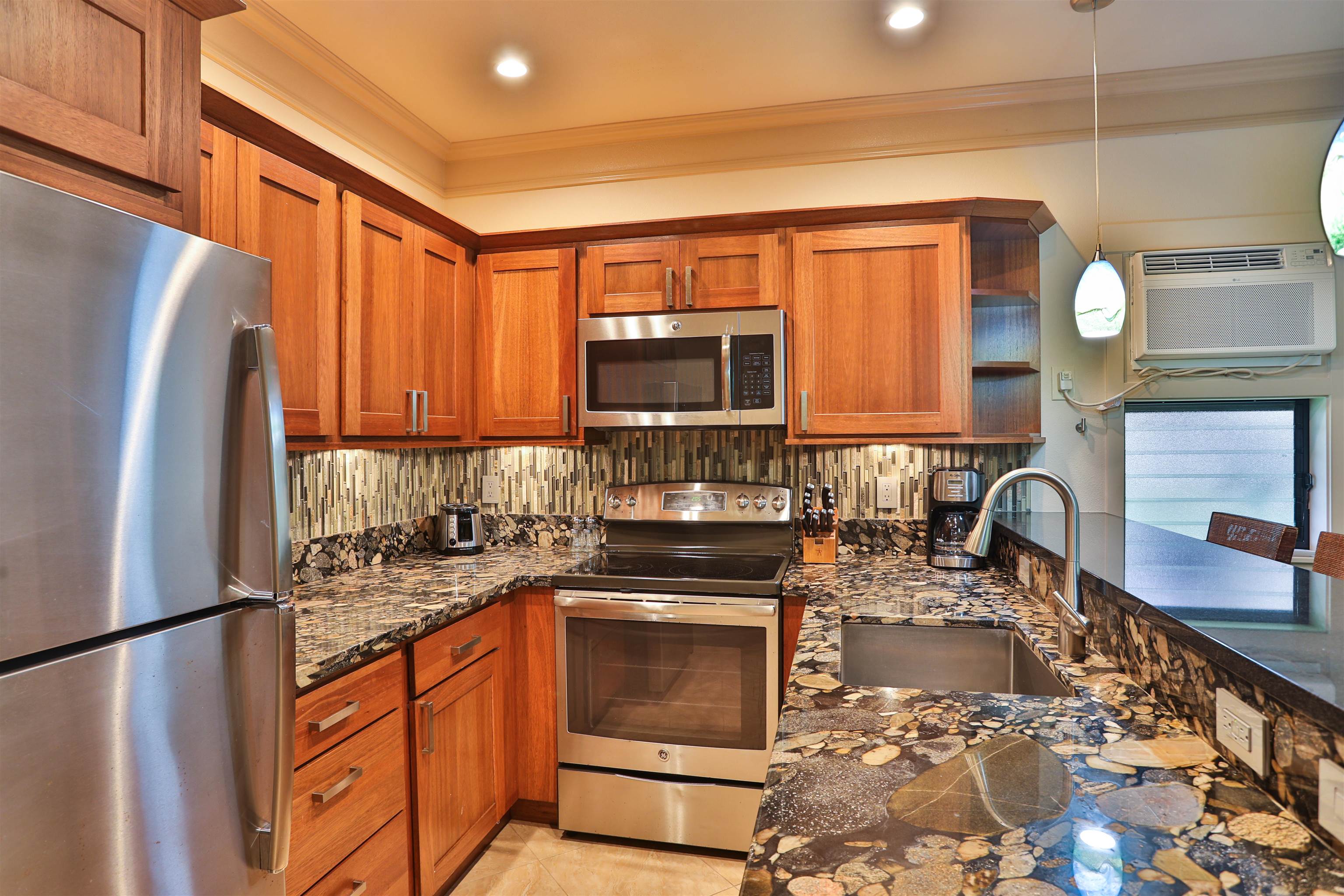 4440 Lower Honoapiilani Rd Unit: 137