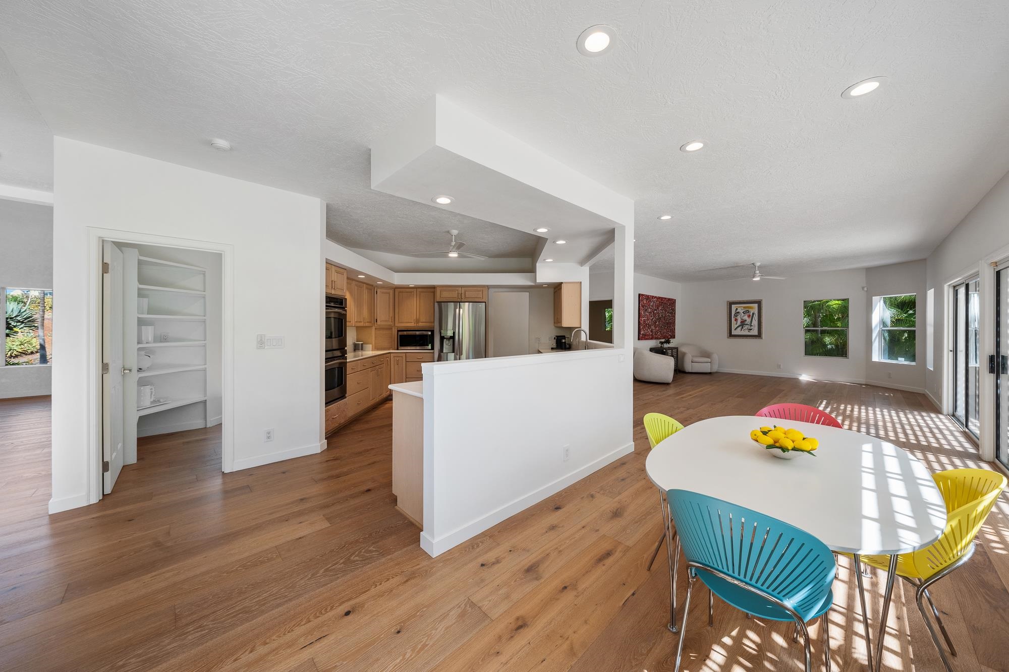 210 E Panana Pl