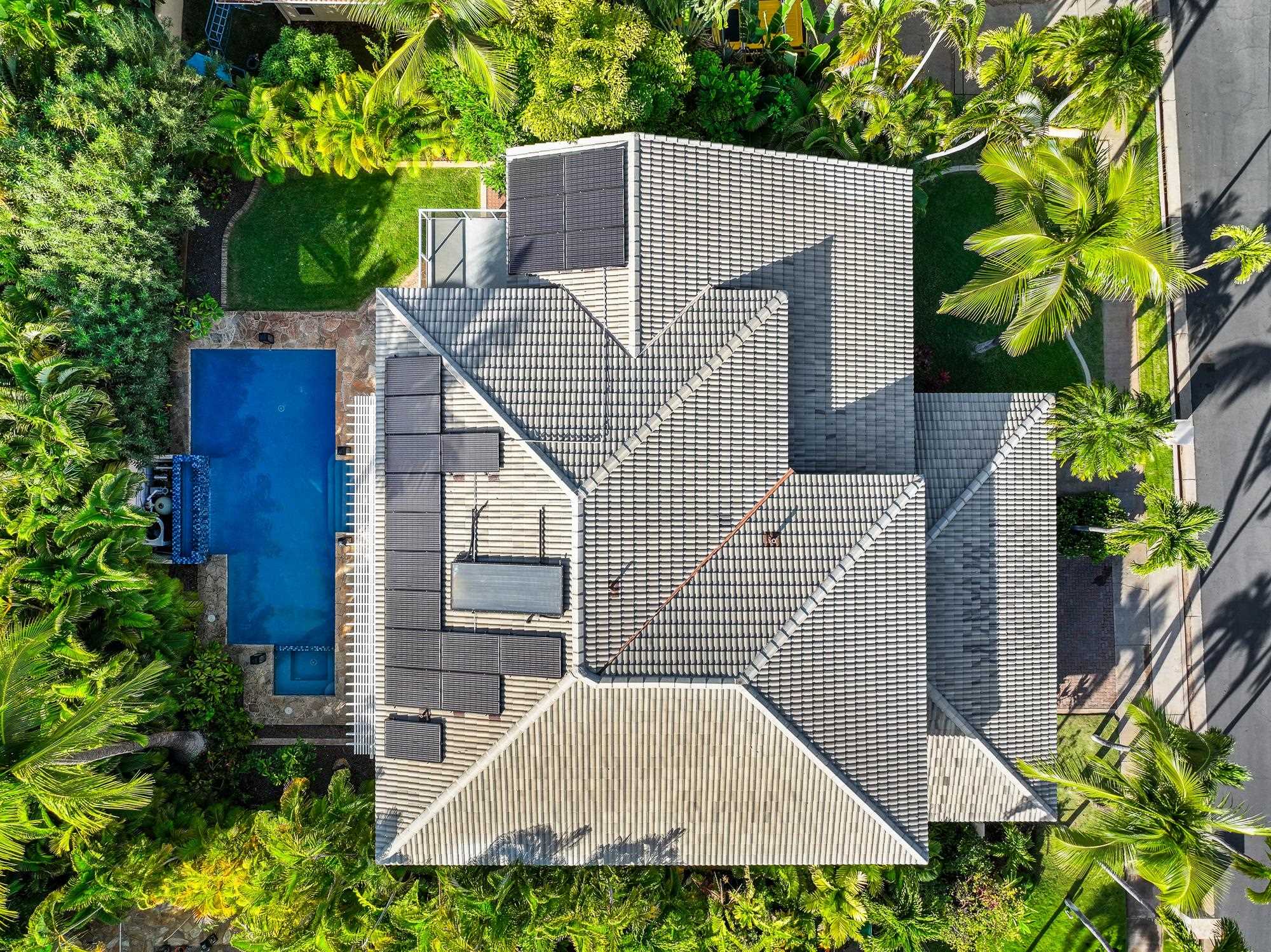 210 E Panana Pl
