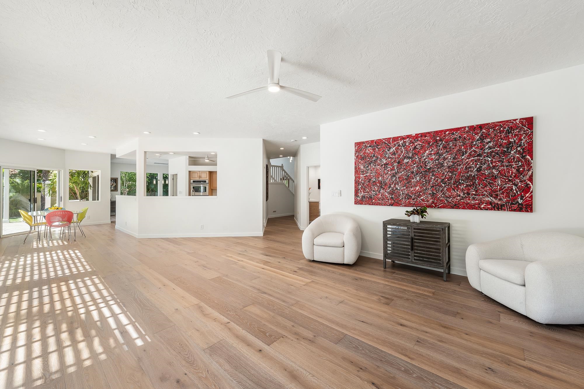 210 E Panana Pl