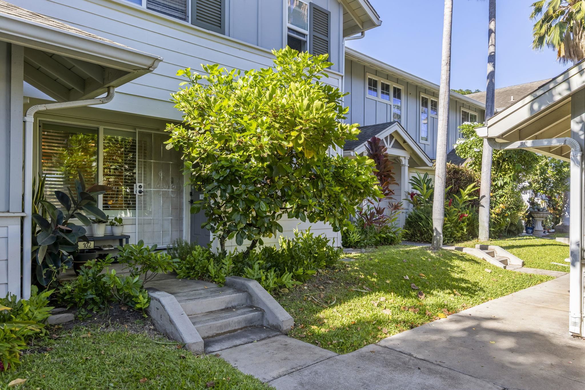 631 Meakanu Ln Unit: 102