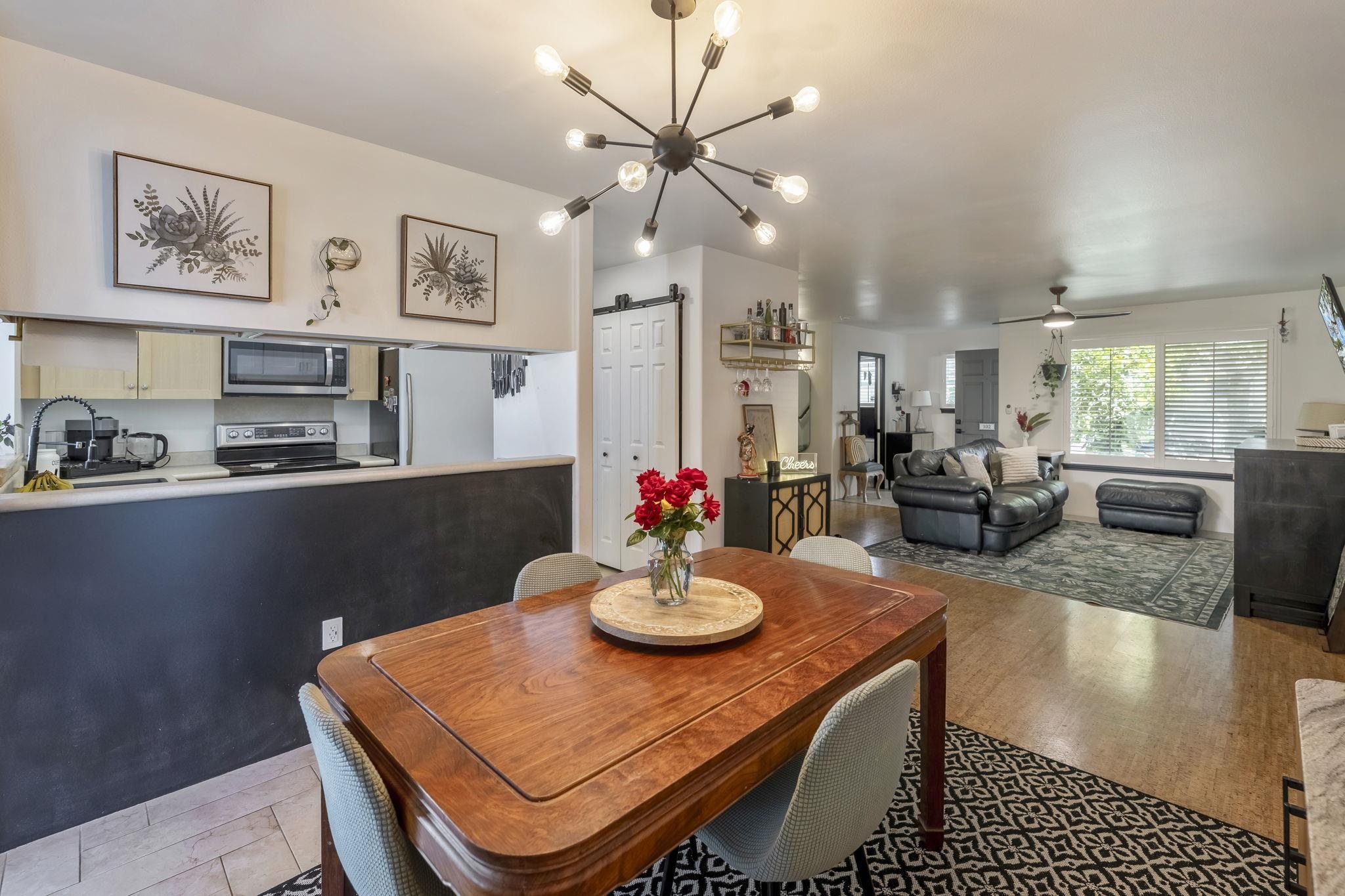 631 Meakanu Ln Unit: 102