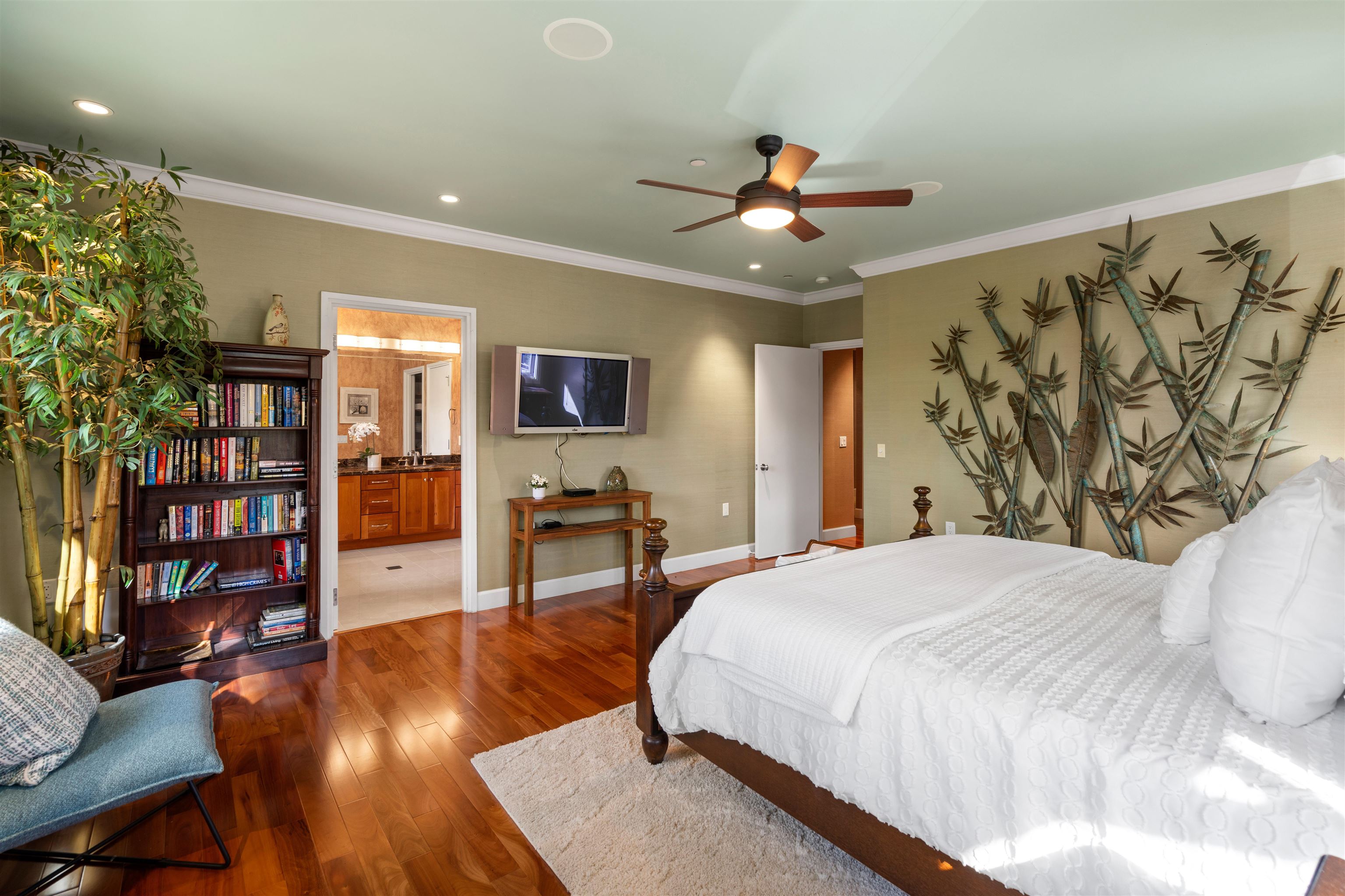 161 Wailea Ike Pl Unit: D-201