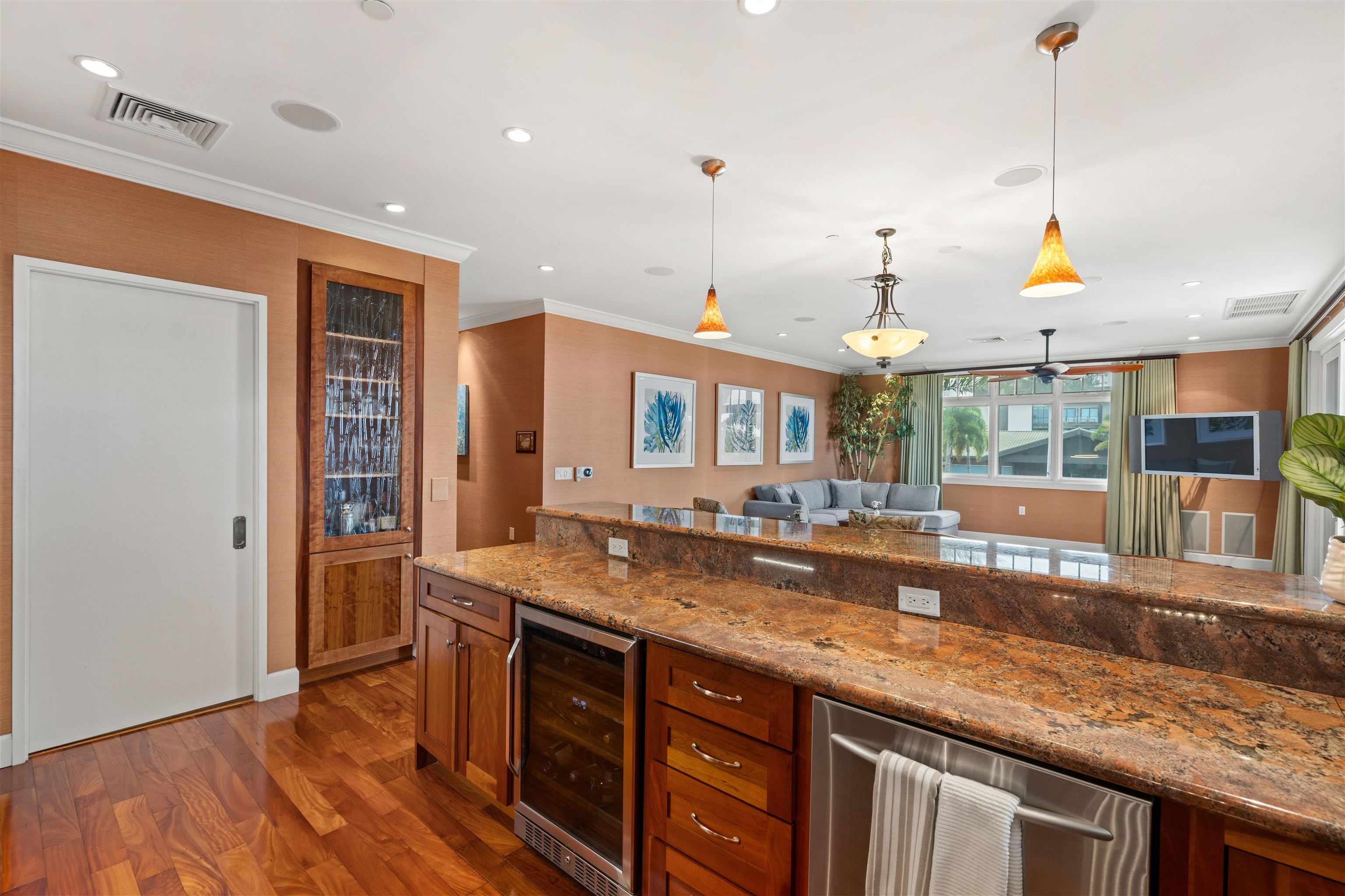 161 Wailea Ike Pl Unit: D-201