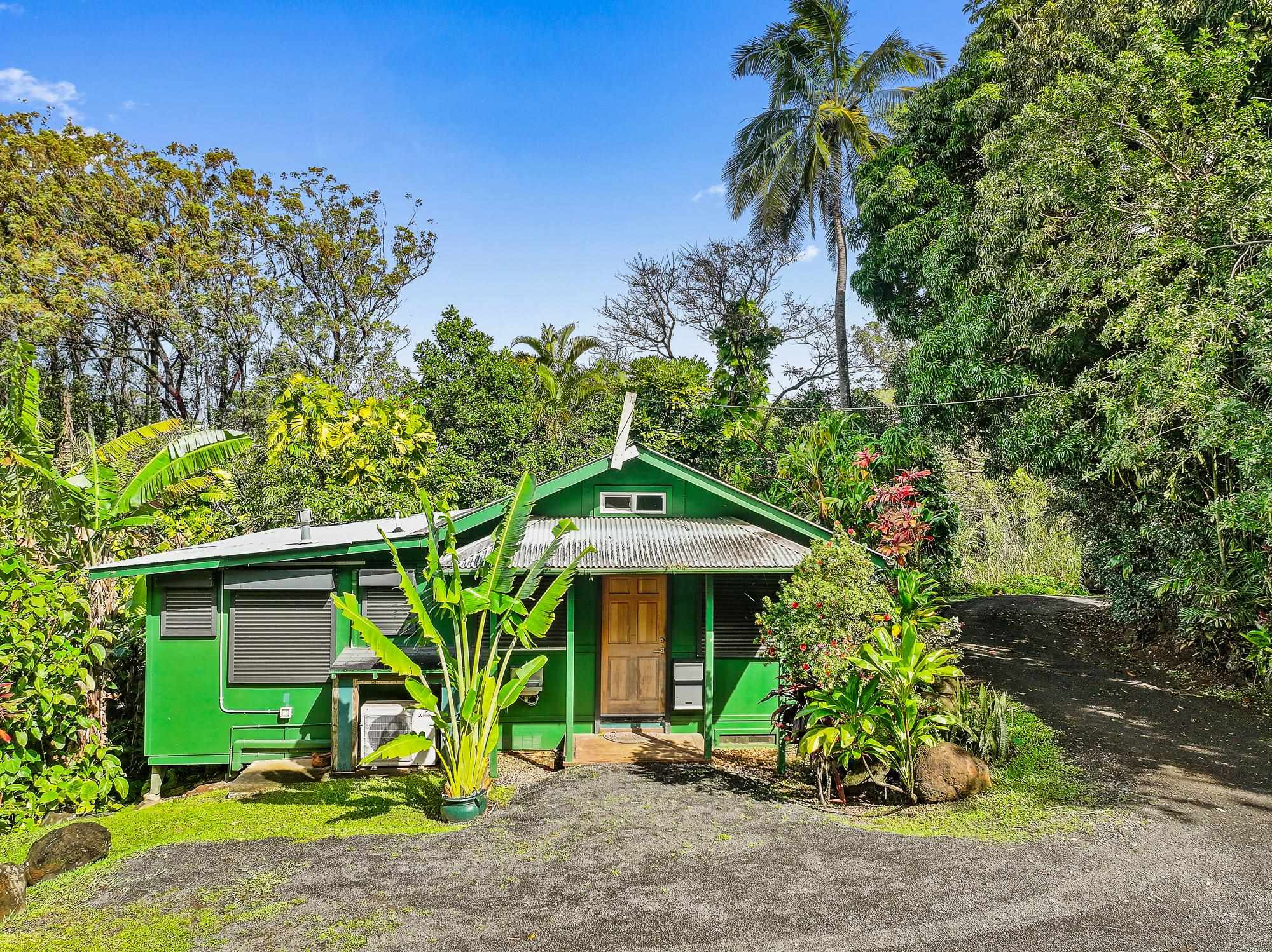 1055 Kaupakalua Rd